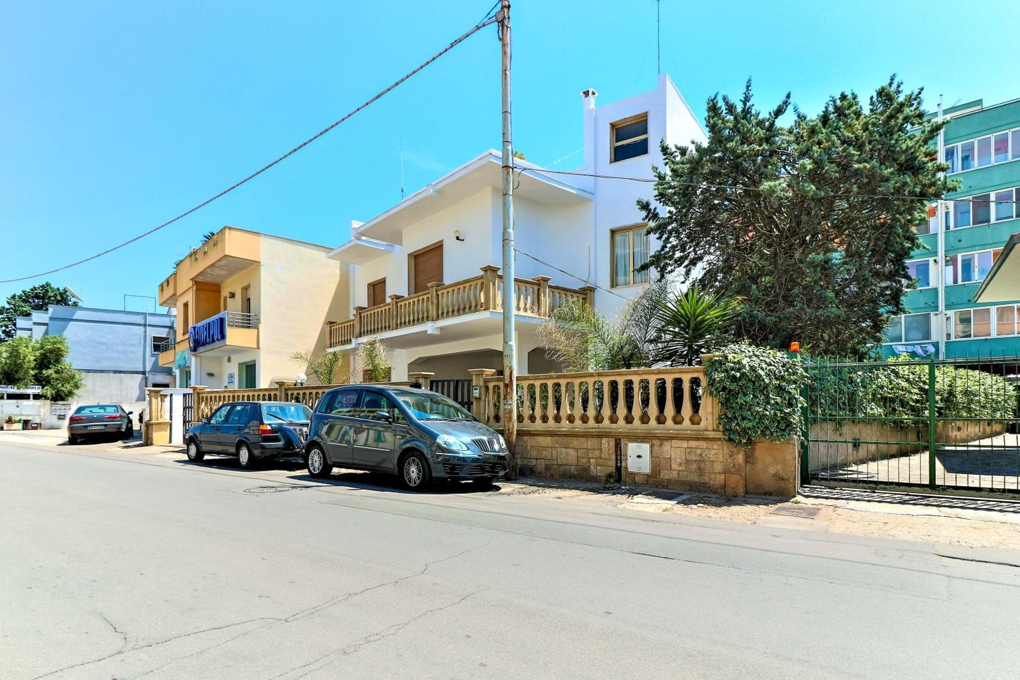 Ferrari Apartment Casarano Exterior photo